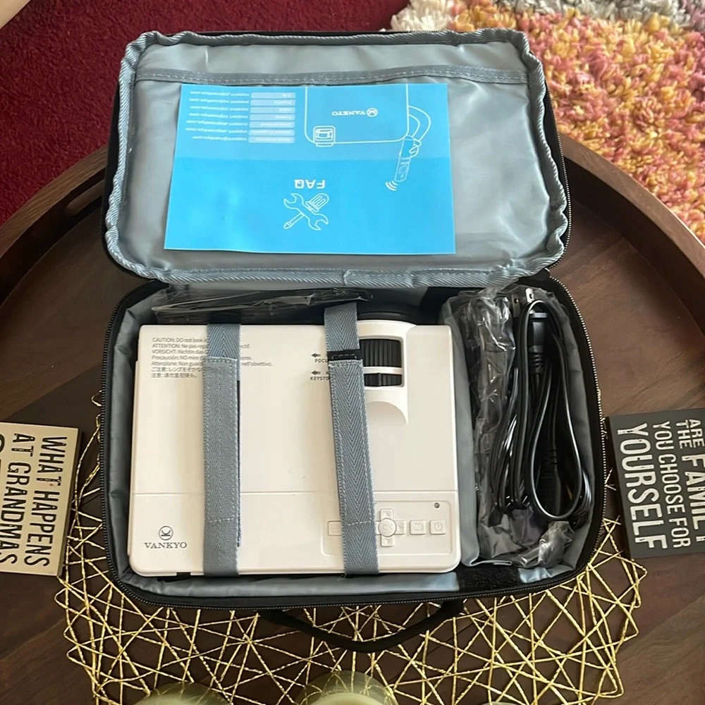 Vankyo projector with remote and case Leisure 3 never used. Brand new!